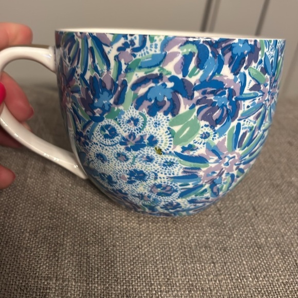 Lilly Pulitzer Coffee Mug Blue Floral High Maintenance Gold Ceramic 12 oz - Picture 4 of 6